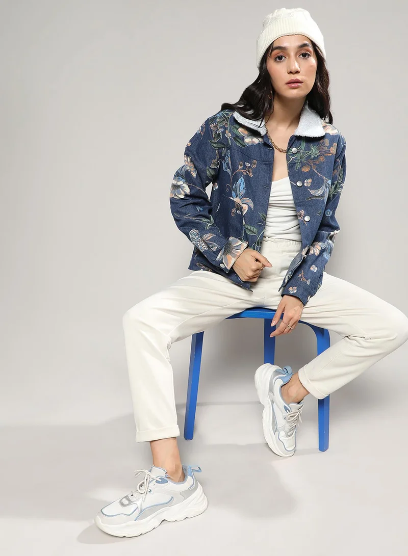 كامبوس سوترا جاكيت جينز نسائي أزرق بنقوش نباتية للارتداء اليومي بياقة عادية وأكمام طويلة وإغلاق بأزرار