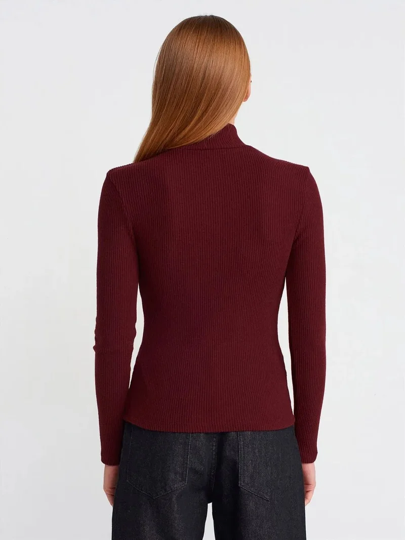 ديلفين DILVIN Slim Fit Ribbed Turtleneck Blouse
