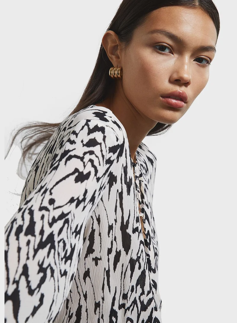 H&M Printed Crop Top