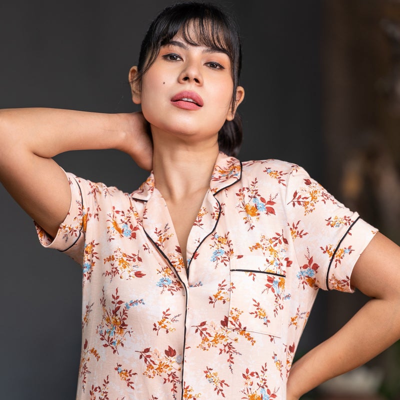 أدريا قميص نوم قصير بطبعات زهور وأكمام قصيرة - Image 4