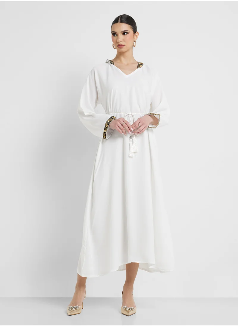 ARABIAN CLOSET Embroidered Hooded Abaya