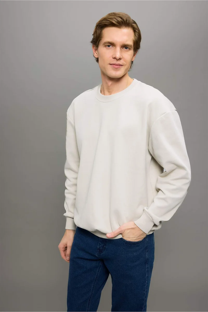 ديفاكتو Boxy Fit Crew Neck Basic Pique Sweatshirt
