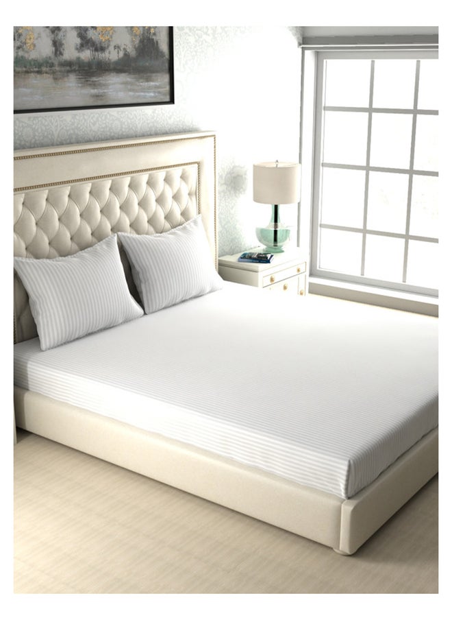 Raymond Raymond Home King Flat Sheet Super Soft 300 TC Pure Cotton (274x274 cm, 46x69 cm) Flat sheet & 2 PillowCases  - Image 2