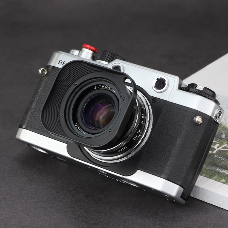 Haoge Square Metal Lens Hood for Voigtlander 35mm F2.0 35mm F1.5 28mm F2.0 Type I & II Ultron Aspherical Vintage Line VM Mount Lens LH-VM13P Bayonet Design Replace LH-12 LH-4N - Image 3