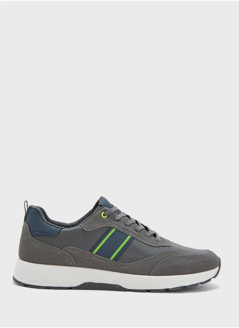 Robert Wood Casual Sneakers