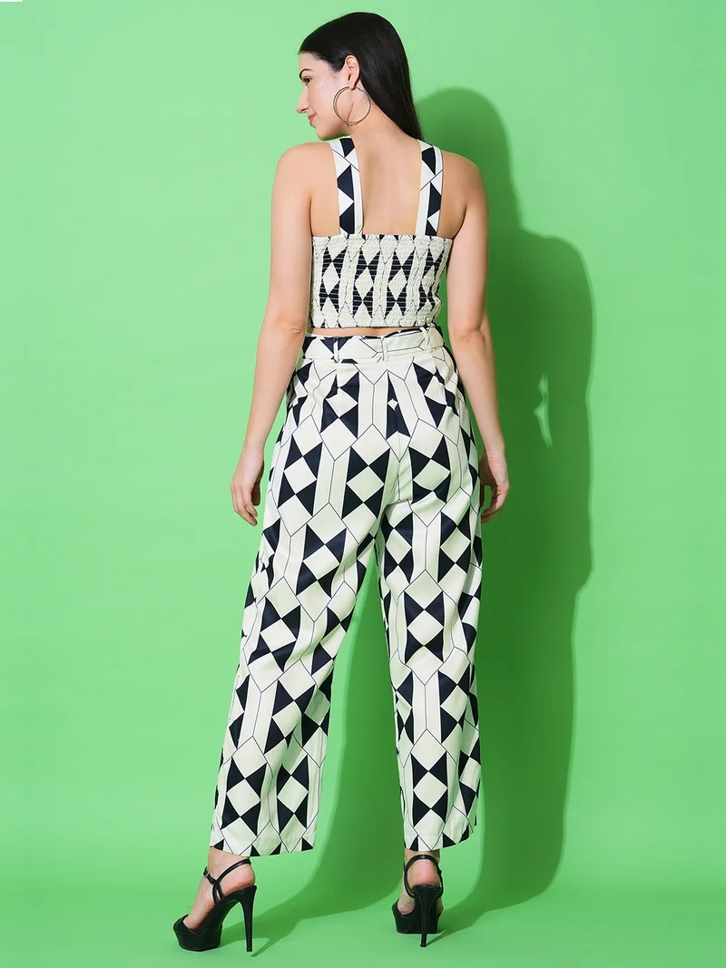 globus Women Geometric Printed Smocked Co Ord Set