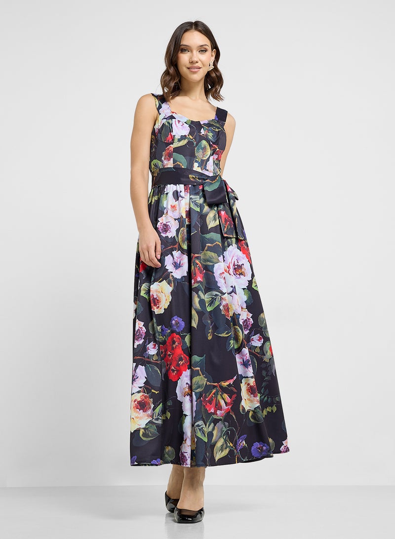 ايلا فستان ماكسي بطبعة زهور - Image 1