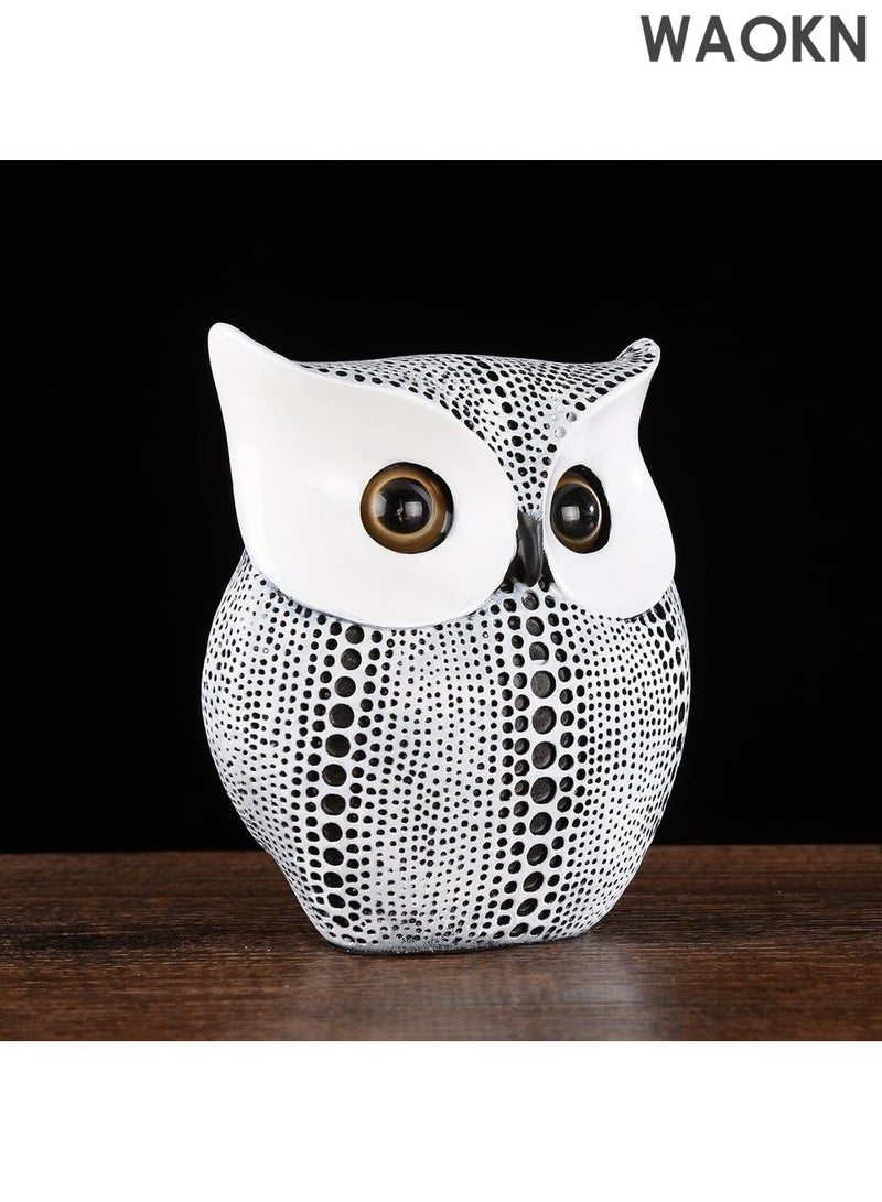 دبليو أيه أو كي أن تمثال بومة عصري - تمثال حيواني مصنوع يدويًا من الراتنج لديكور المنزل والمكتب - منحوتة زخرفية أنيقة للمكتب ورف الكتب وحامل التلفزيون - فكرة هدية فريدة لهواة الجمع (ارتفاع 14 سم/5.5 بوصة، أبيض) - Image 4