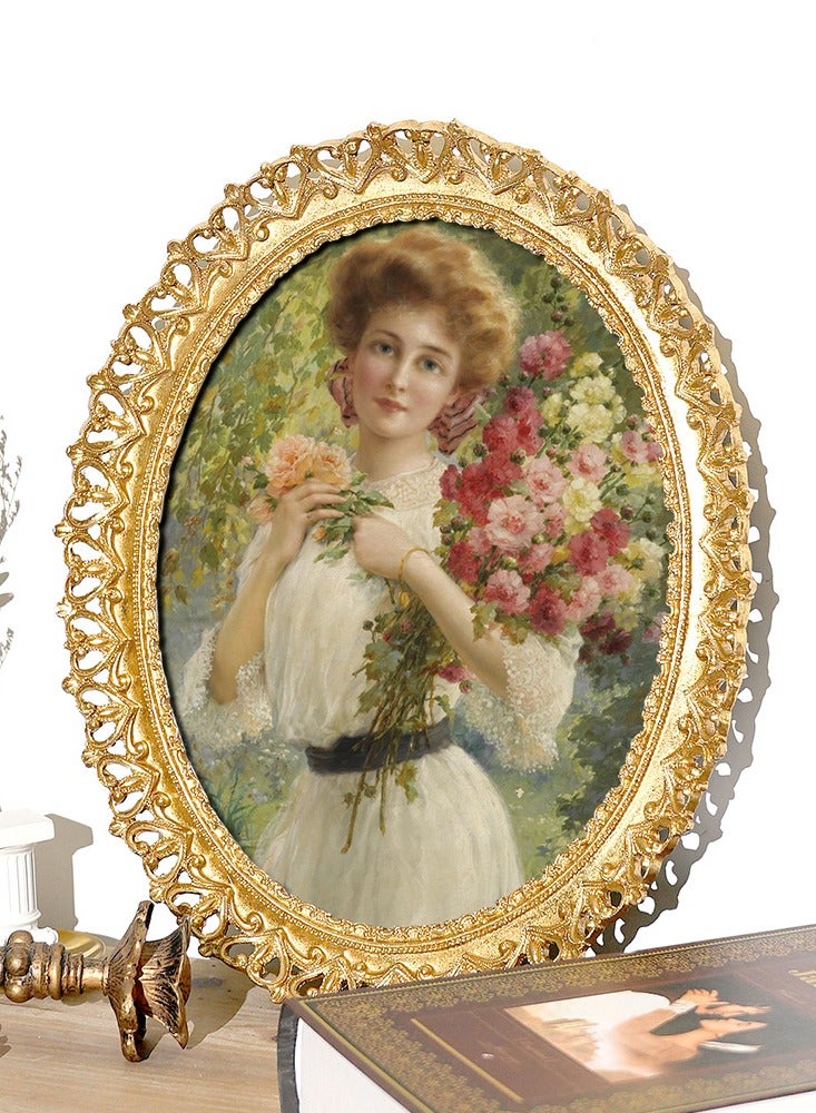 Vintage European Oval Resin Photo Frame with Embossed Filigree Design, Gold Wall & Tabletop Decor – Dual Display Hanging or Standing - Image 5