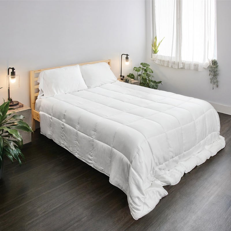Bamboo Bay Bamboo Bay All Season Oversized King Comforter 100 Viscose Made from Bamboo Soft Quilted Down Alternative Duvet Insert with Corner Tabs Breathable Cooling Bedding 98 x 116 Inch 