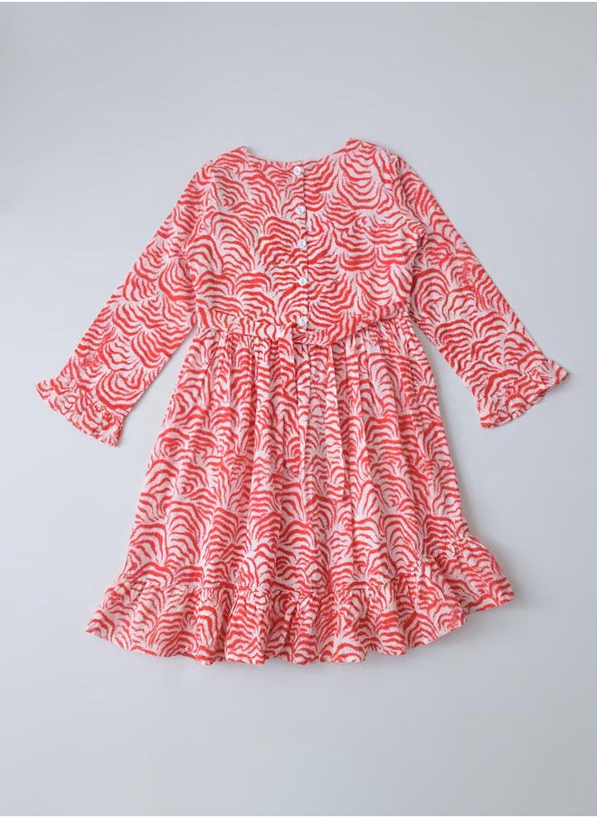 BELLA MODA All-Over Print Fit and Flare Round Neck Dress with Long Sleeves by Styli  - Image 3