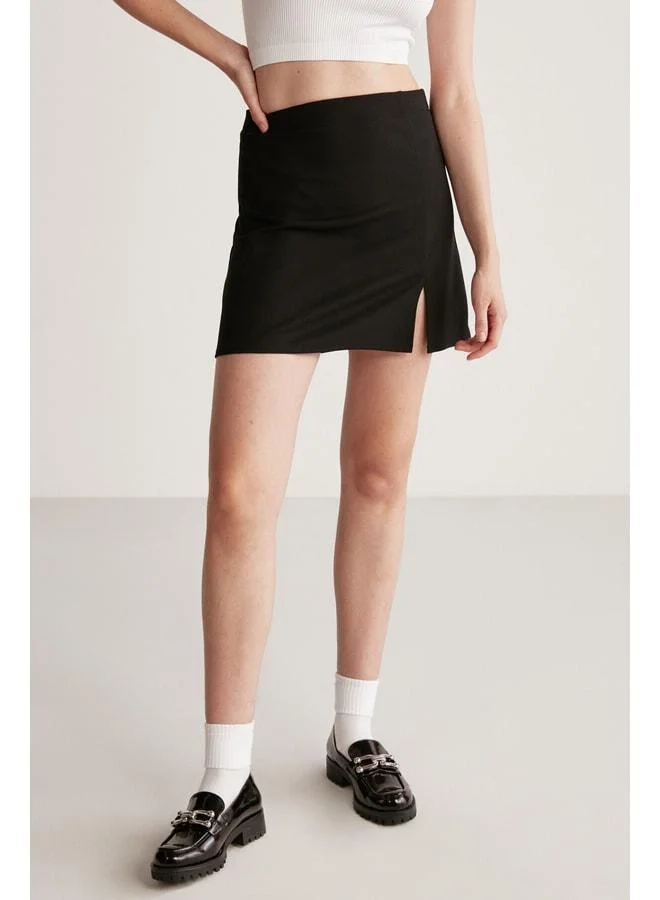 Ethiquet Freıda Women's Knitted Interlock Slit Detailed Mini Black Skirt.