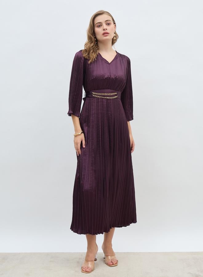 Styli Solid 3/4 Sleeves Pleated A-line Maxi Dress with Belt - Image 2