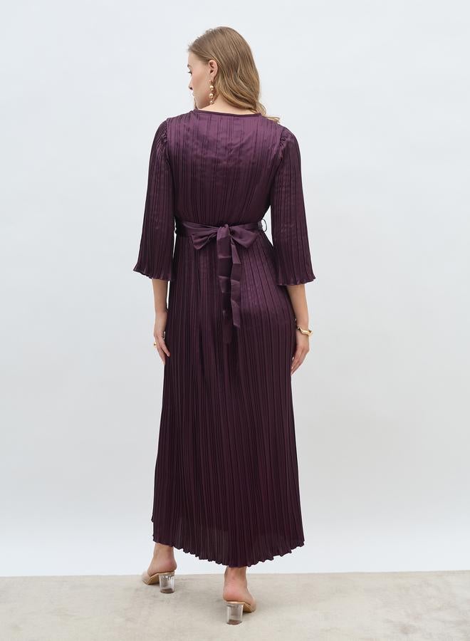 Styli Solid 3/4 Sleeves Pleated A-line Maxi Dress with Belt - Image 5
