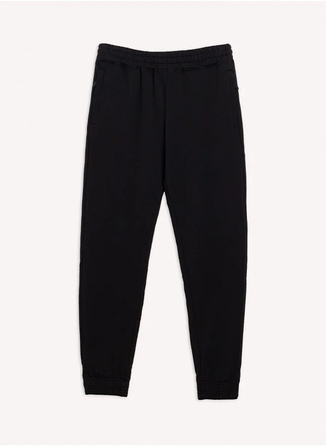 Shapes black SOFT SLIM FIT COMFORT JOGGERS for Men | Best Price UAE