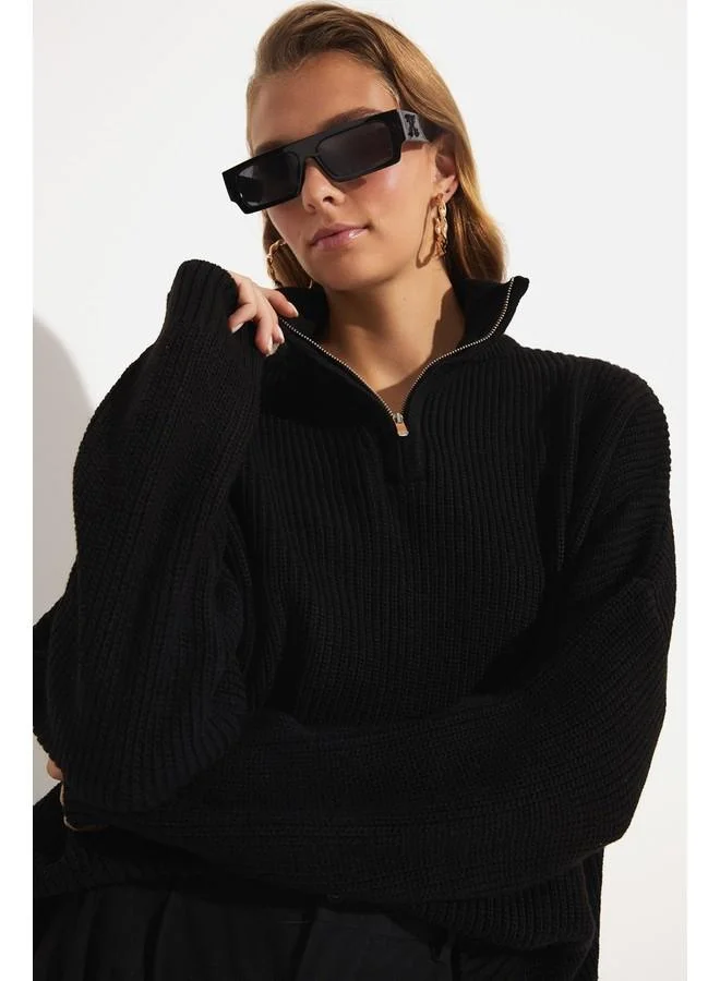 جون June Exclusive Zipper Detailed Knitwear Sweater Black