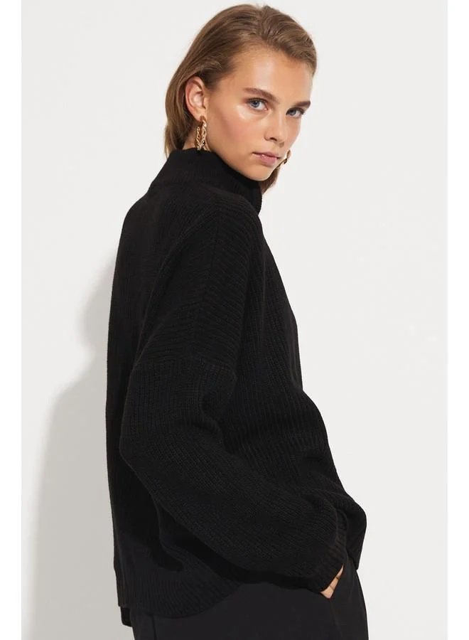 جون June Exclusive Zipper Detailed Knitwear Sweater Black