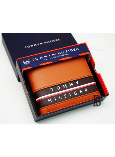 Tommy Hilfiger Wallet  is a one to face solid style covered in light/BROWNleather