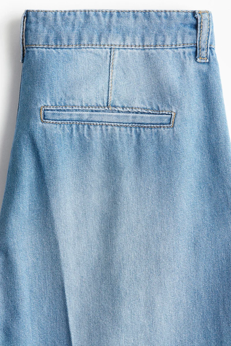 اتش اند ام جينز بقصة عادية وساق مستقيمة