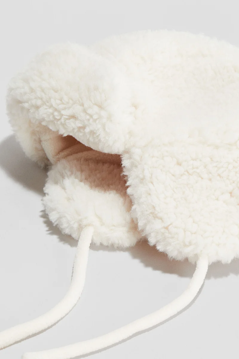 H&M Lined teddy trapper hat
