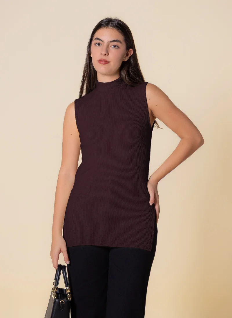SHAPES HIGH NECK KNITTED TOP