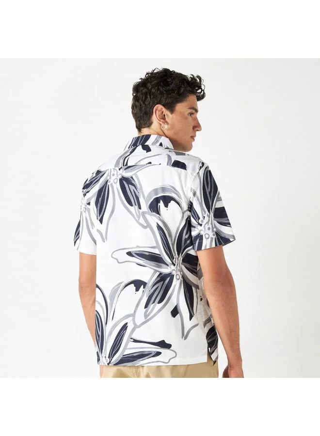 Lee Cooper Lee Cooper All-Over Floral Print Camp Collar Shirt with Pocket