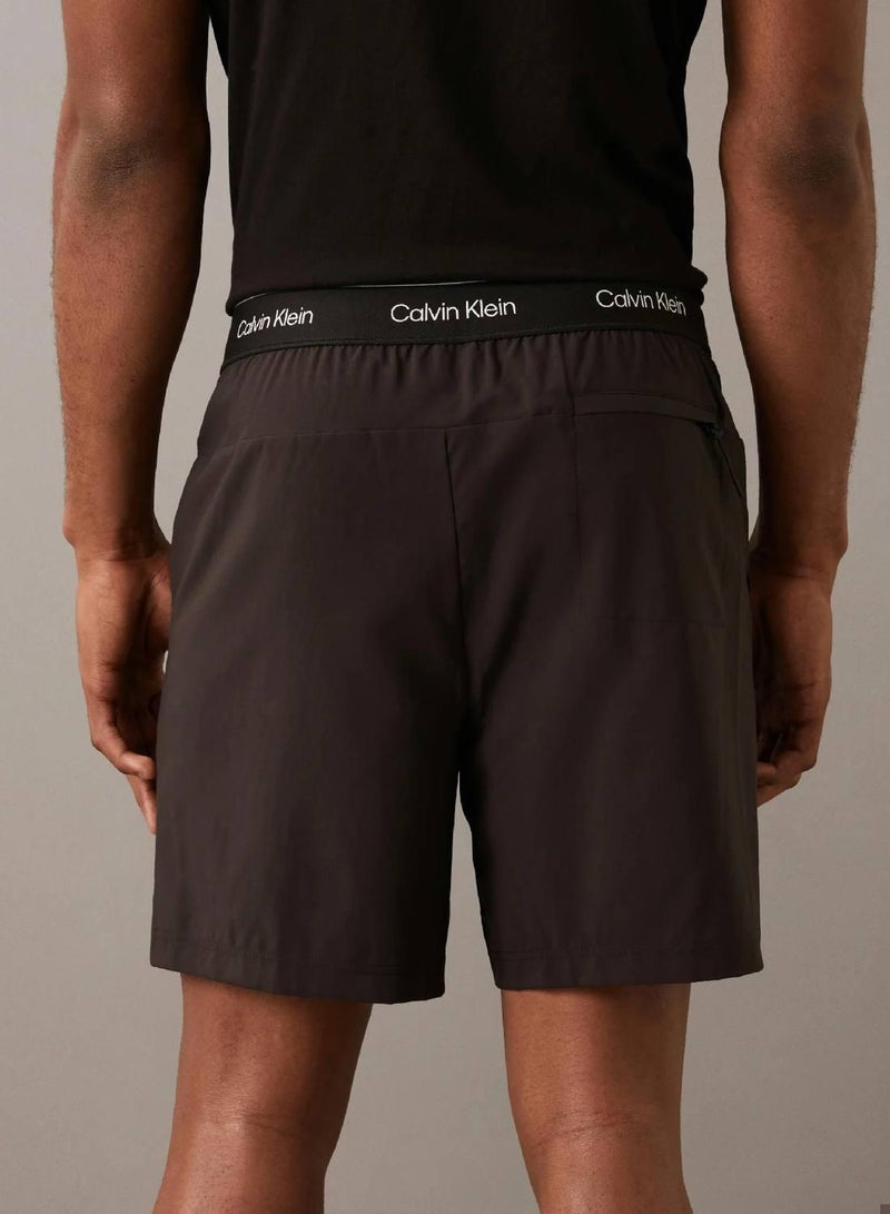 كالفن كلاين شورت Icon Sport منسوج - Image 2