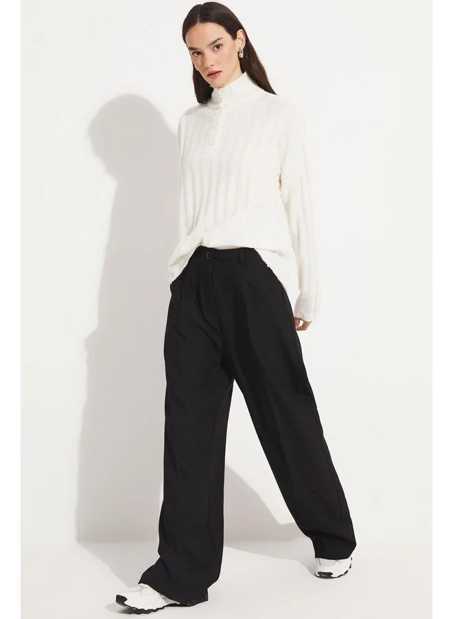 جون June Half Turtleneck Buttoned Sweater Ecru