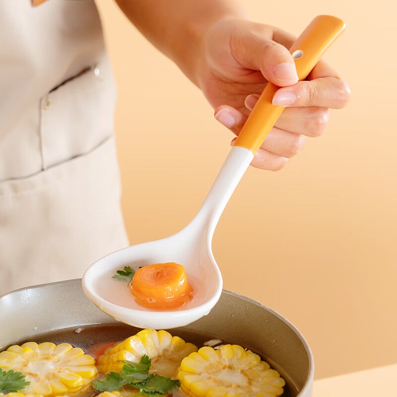 Onlycook السيراميك حساء مغرفة وملعقة الأرز, ملعقة طعام كبيرة أدوات المائدة السيراميك, ملعقة حساء مع ثقب للتعليق, فاكهة بيضاء خضراء كبيرة الحجم - Image 4