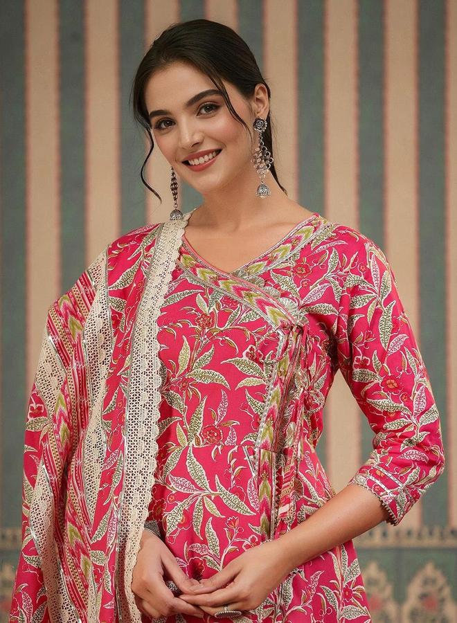 آي شين طقم كورتا وبنطال مع شال مزين بنقشة زهور بلون وردي - Image 5