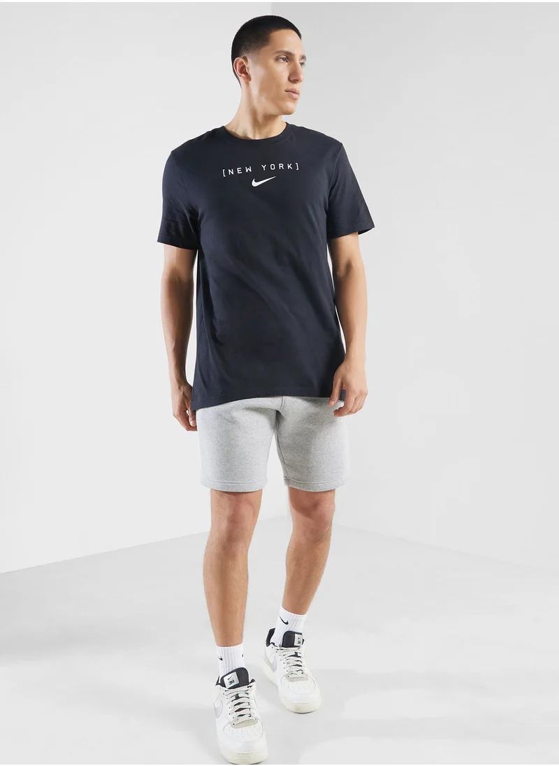 Nike New York Yankees Large Logo T-Shirt