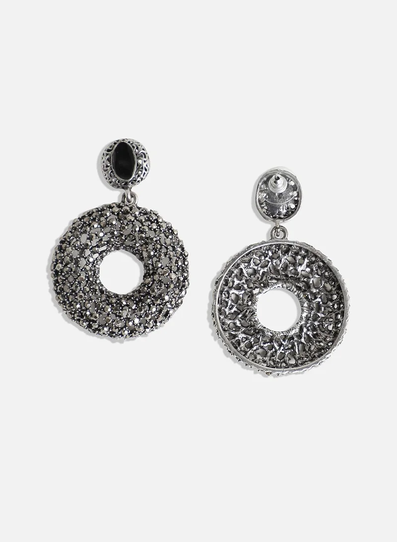 SOHI Intricate Stone Circular Artificial Drop Earring Jewellery