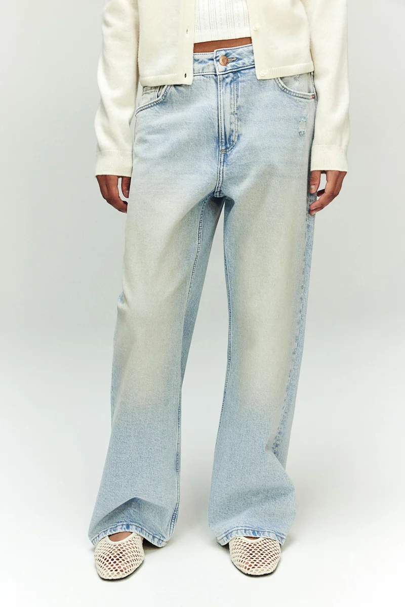 اتش اند ام جينز بقصّة فضفاضة وساق بووت كت