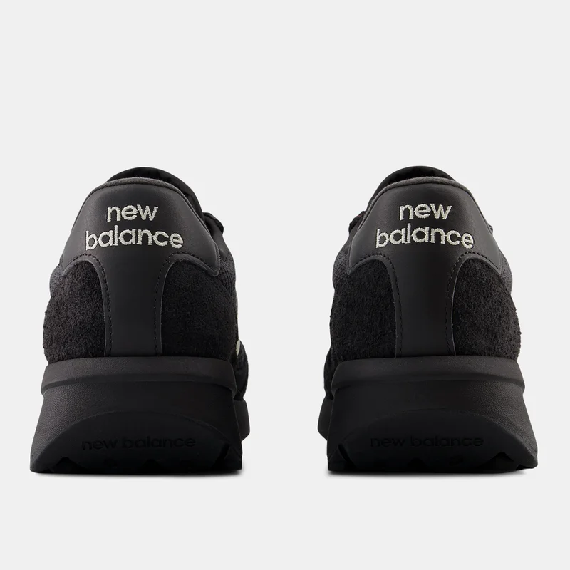 New Balance Women's 370 Shoes