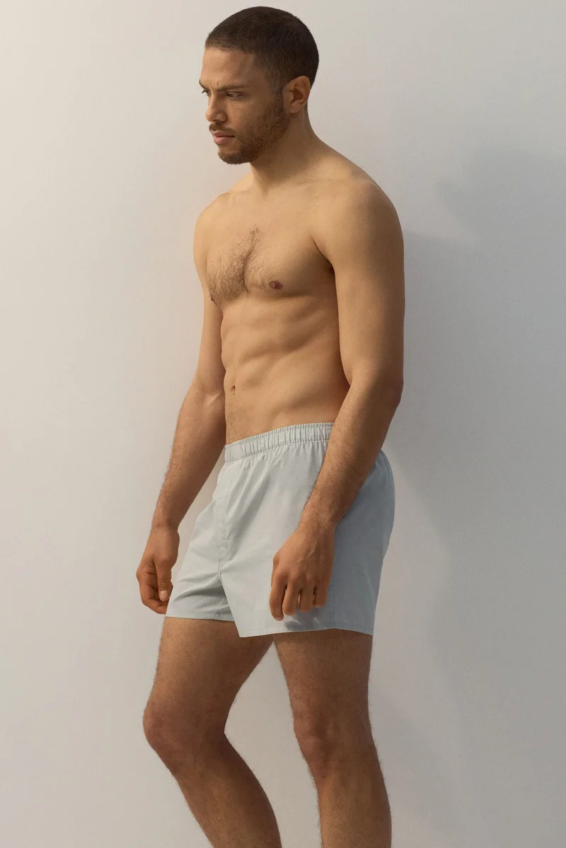 اتش اند ام شورت بوكسر منسوج - عبوة من 4 قطع