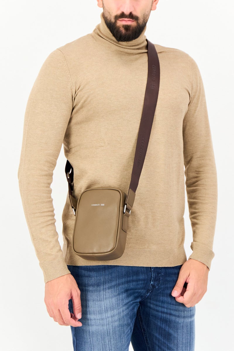 CERRUTI 1881 Men Brand Logo Cross Body Bag, Brown  - Image 2