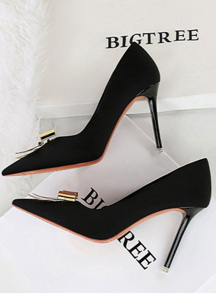 بيج تري المرأة معدنية قوس ديكور مضخات الساتين أشار إصبع القدم مغلق كعب عالي أسود 10.5CM - Image 3