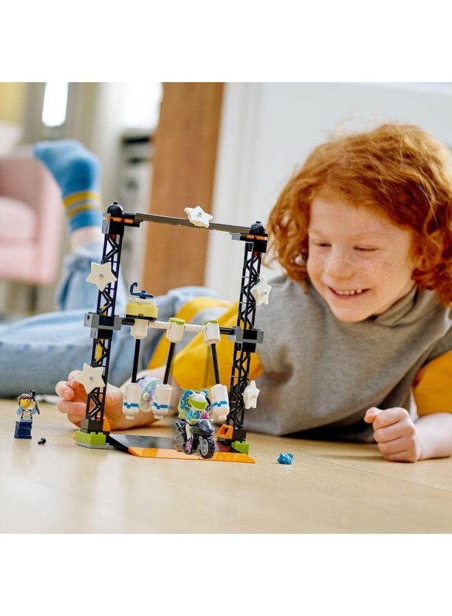 LEGO مجموعة ألعاب LEGO® City تحدي الحيل Knockdown 60341 لبناء الكتل؛ ألعاب للأولاد والبنات والأطفال (117 قطعة) - Image 2