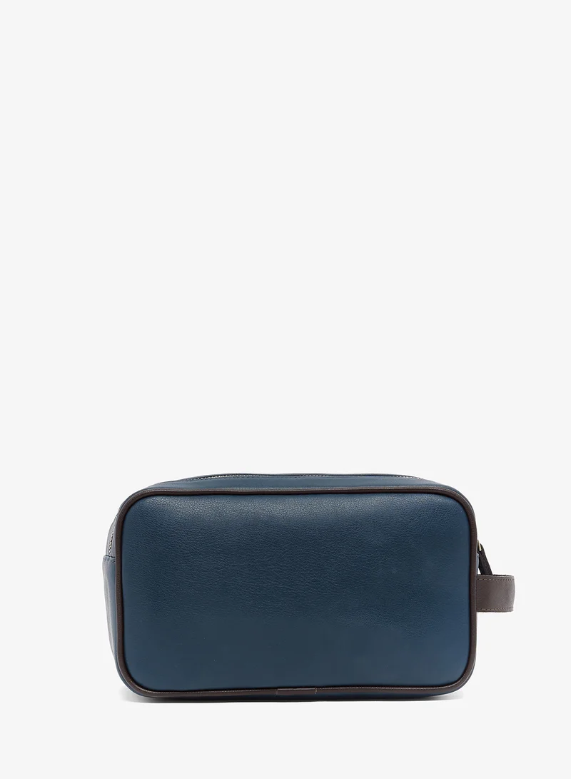 Seventy Five Spacious Storage Wash Bag