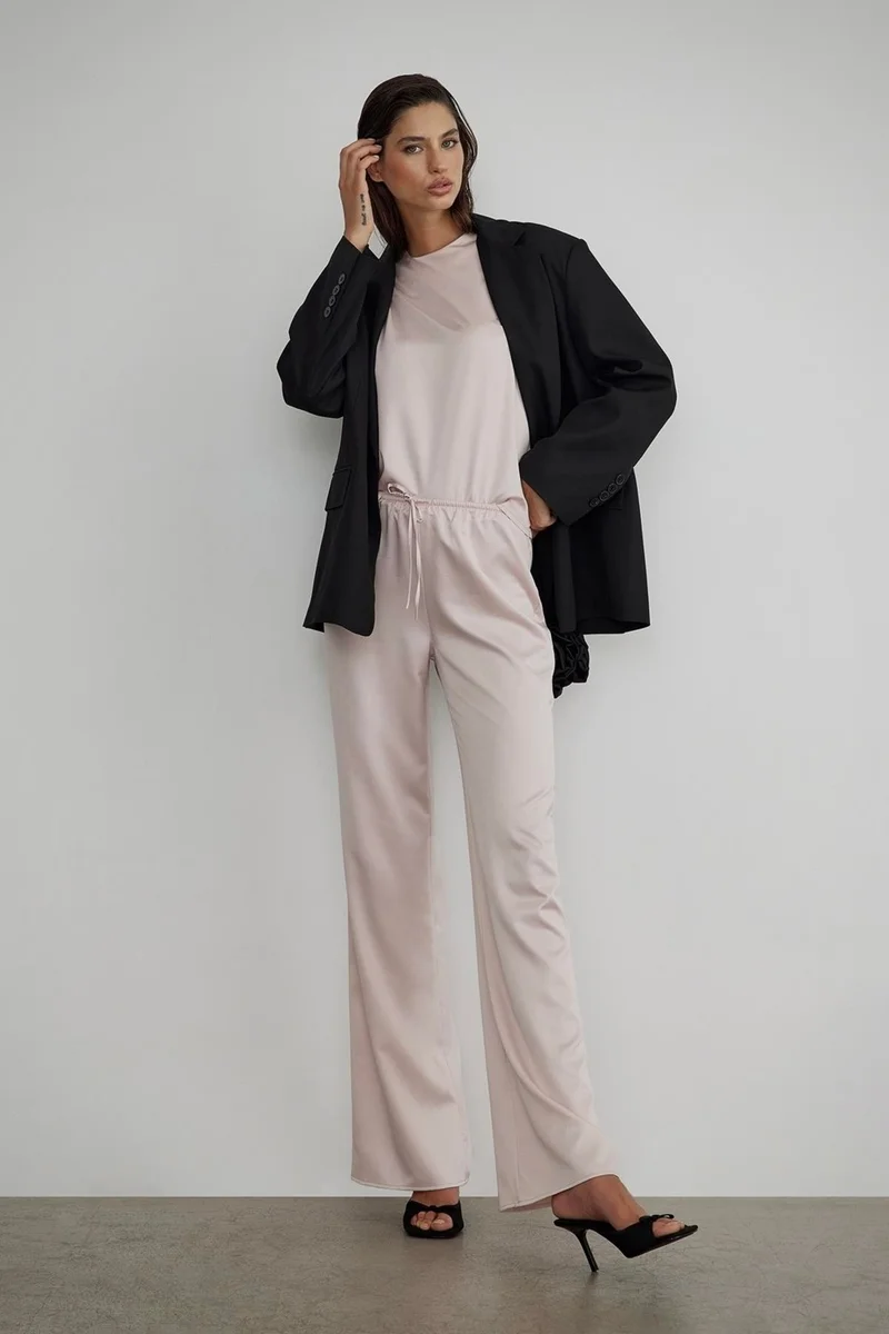 Suud Collection Saud Collection Powder Liza Crew Neck Blouse
