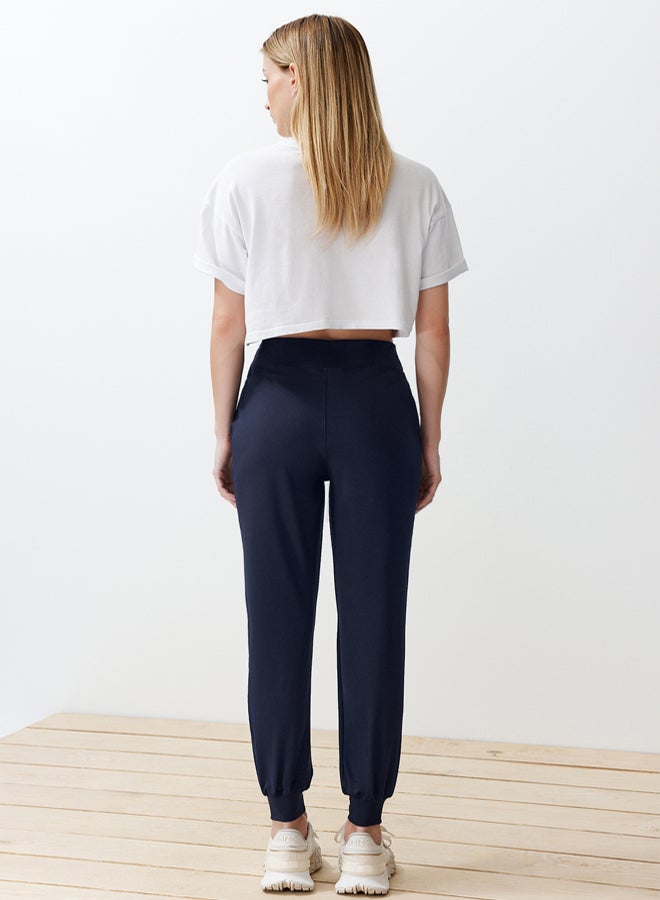 trendyol Navy Blue Diver/Scuba Fabric Comfortable Cut Knitted Sports Sweatpants - Image 5