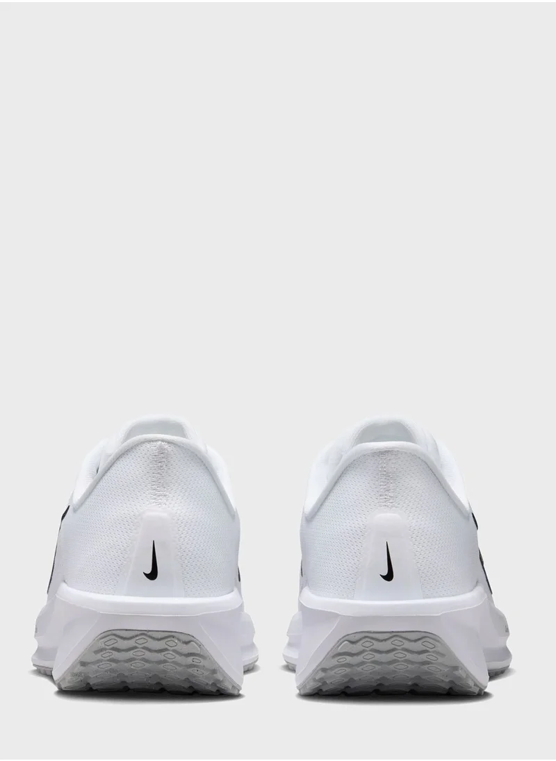 Nike Quest 6