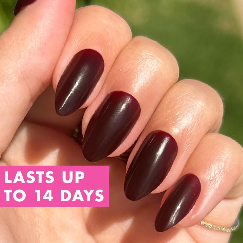 Olive & June Instant Mani Press-On Nails (Glue) | 42 Fake Nails, 21 Sizes | Non-Toxic, Long-Lasting Recycled Materials Realistic Look | Salon-Quality at Home | Medium, Almond | Obsessed - Image 3