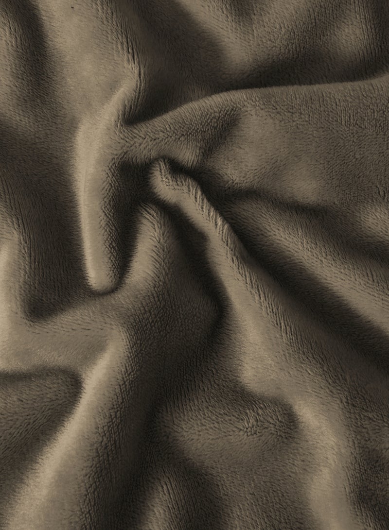 Master Home Textile Velvet Fitted Sheet Set, Queen Size - 3PCS,Fits 160 x 200 cm Bed, Soft & Cozy - Image 3