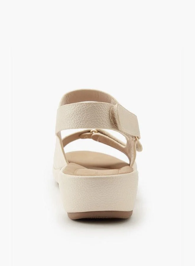 فلورا بيلا من شو إكسبرس صنادل صلبة بإغلاق بشريط لاصق