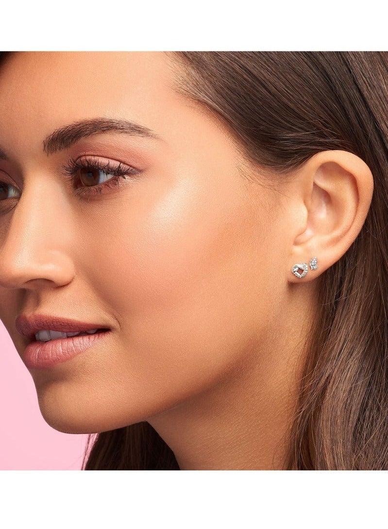 Pan Pan Knot Heart Stud Earrings in Cubic Zirconia in 925 Sterling Silver - Image 2