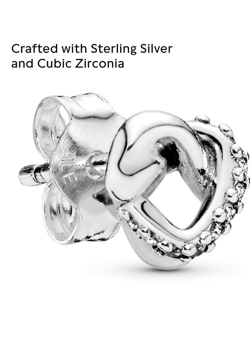 Pan Pan Knot Heart Stud Earrings in Cubic Zirconia in 925 Sterling Silver - Image 4