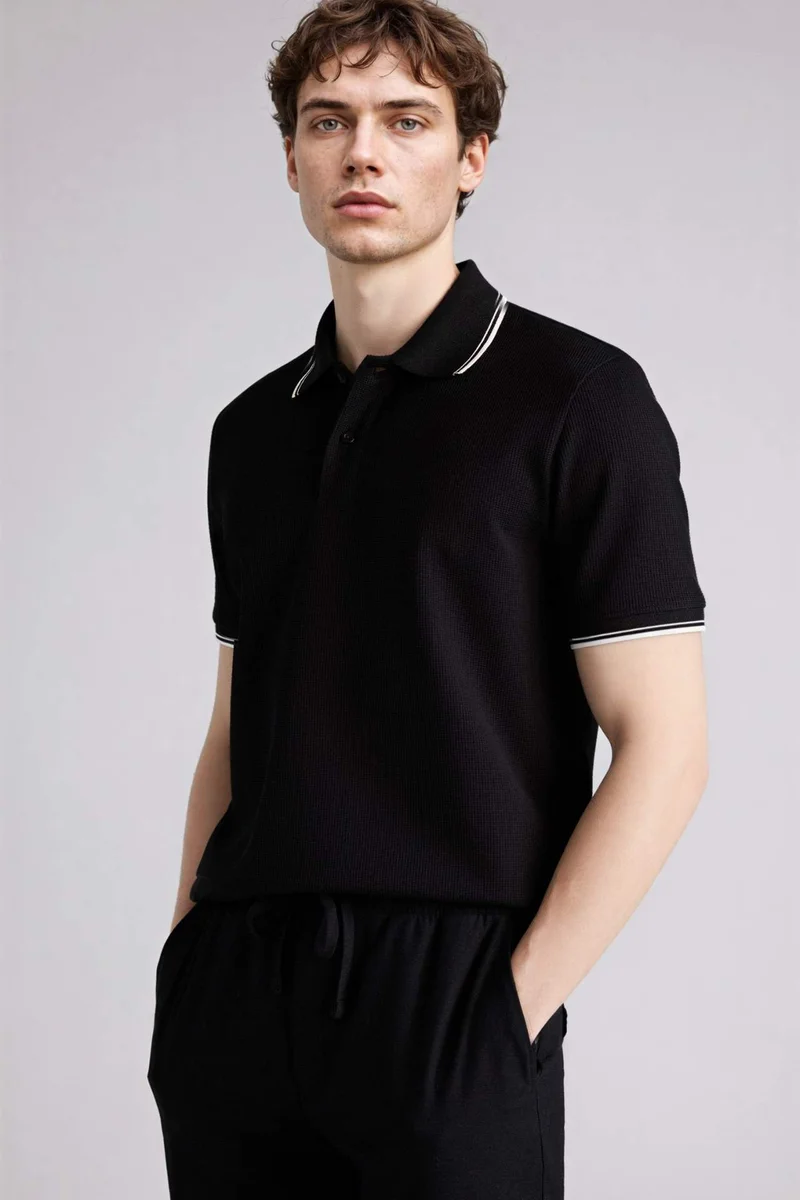 ديفاكتو Regular Fit Polo Neck Waffle Polo T-Shirt