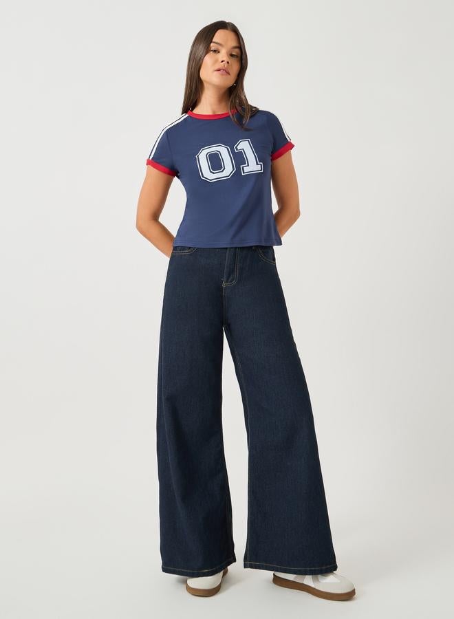 Styli Styli Varsity Print Short Sleeve Cropped Fitted T-Shirt - Image 3