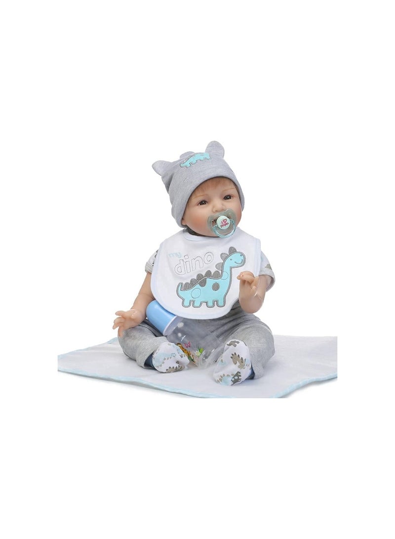 دوبكارت دمية طفل تولد من جديد مع لعبة احتضان قطيفة مقاس 22 بوصة ومفاصل أذرع وأرجل متحركة مقاس 22 بوصة - Image 2